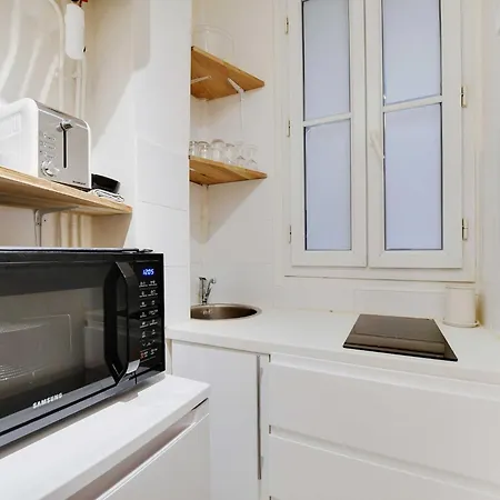 Magnificent - 1br 4p - Sacre-c Ur Daire